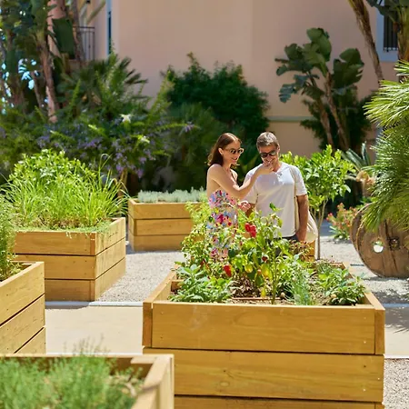 호텔 Portobay Blue Ocean (adults Only) 4*